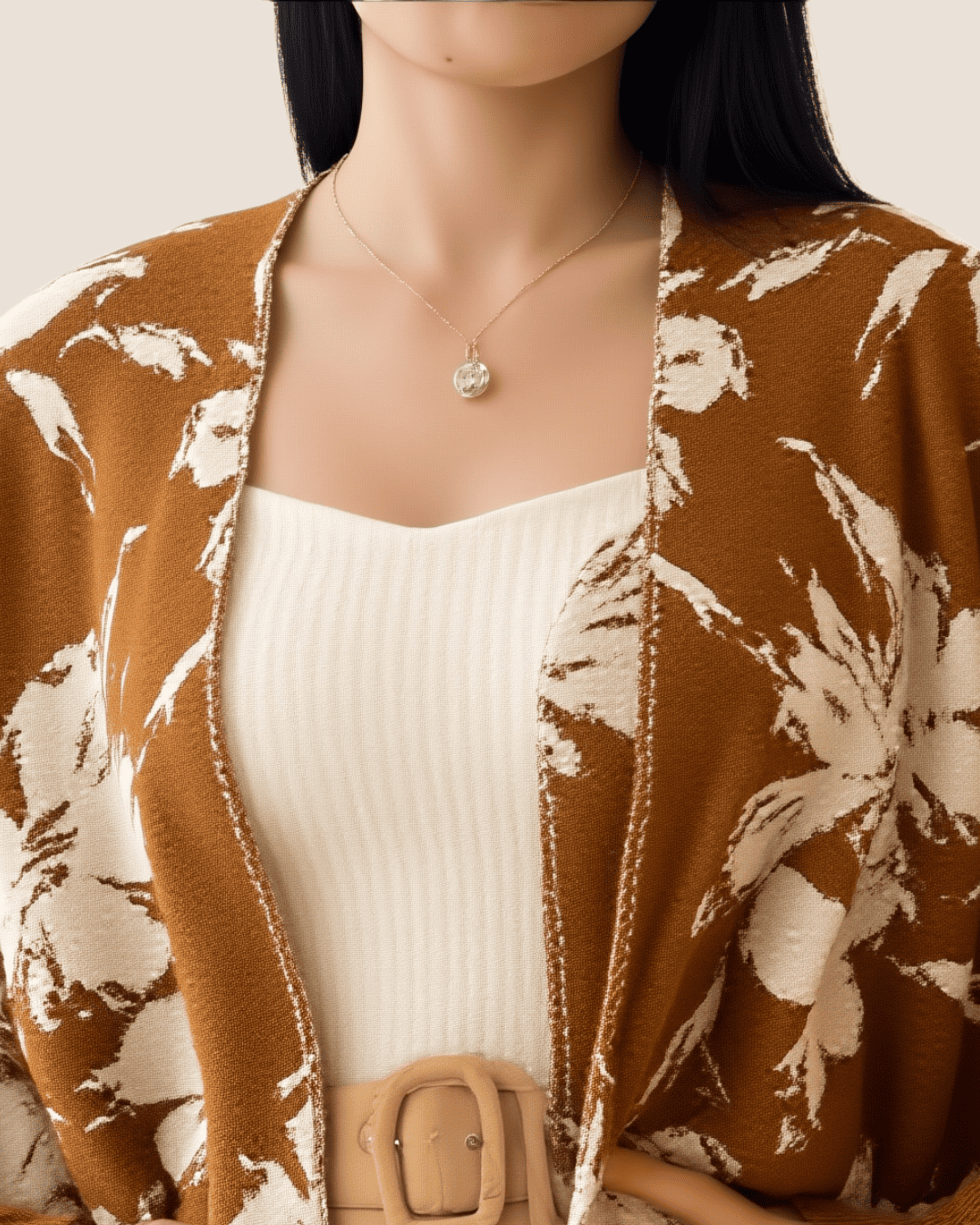 Poncho floral mostaza