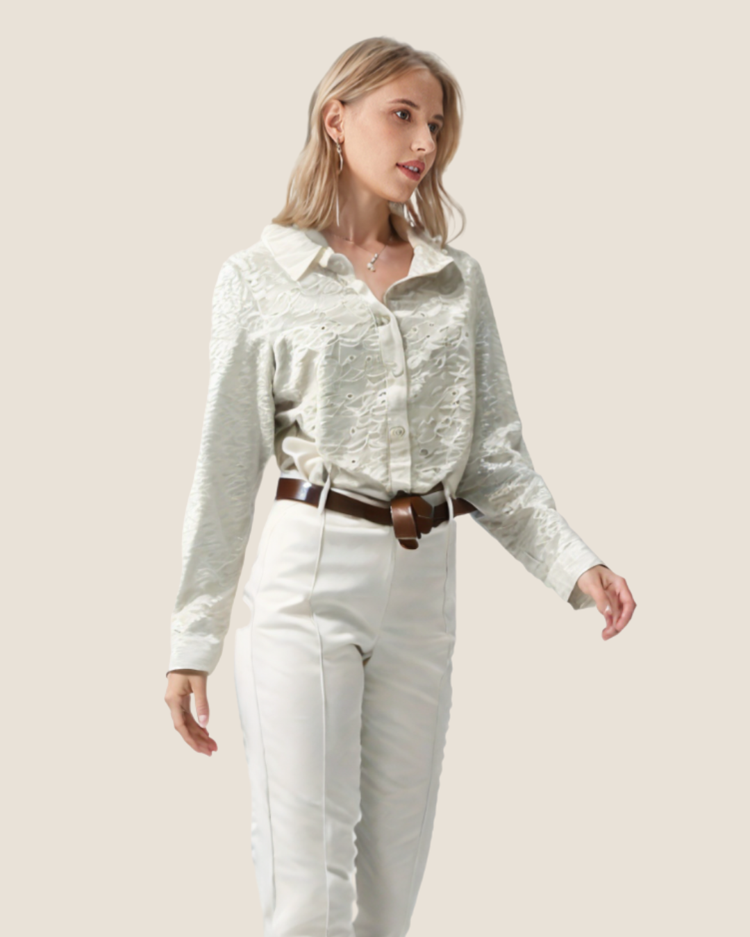 Blusa con encaje de flores