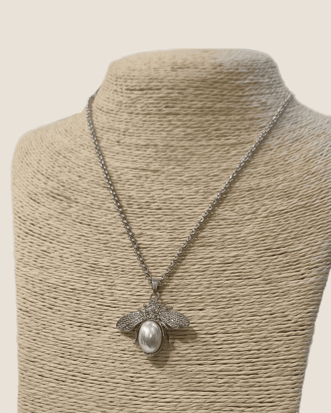 Cadena de abeja reina