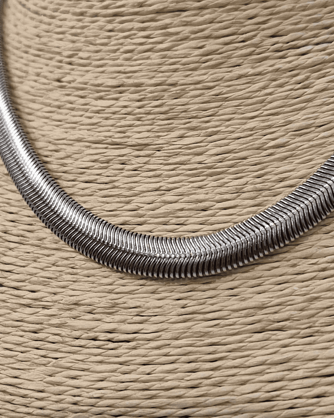 Collar de cadena de serpiente